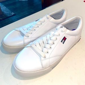 Women’s Tommy Hilfiger Shoes (Size 8.5)